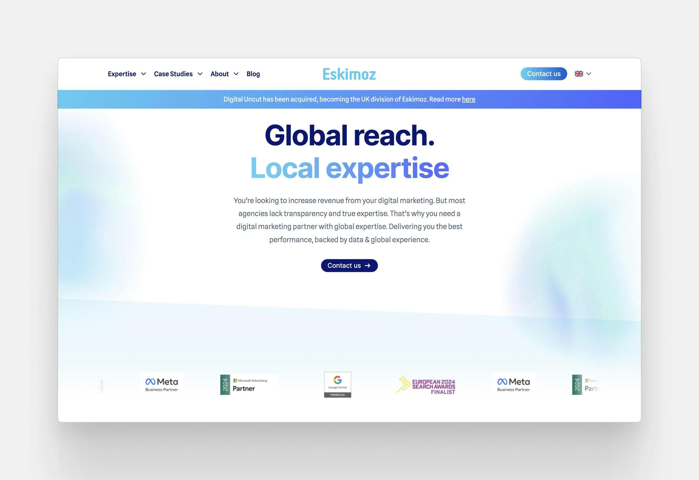 The homepage of Eskimoz, a European marketing agency from Paris, France